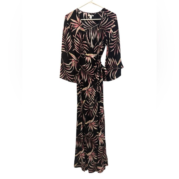 Amuse Society Isle of Love Maxi Wrap Dress Floral Black Small Resortwear Beach - Picture 7 of 9